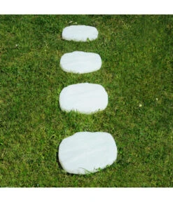 Farmet Kunststoff-Trittsteine Fluoreszierend, Ca. B36/H3/T30 Cm, 4er-Set -Gartenmöbelgeschäft 4181624 WE DE 002 TrittsteineSETMIT4STueCKENFLUORESZIERENDWEISS