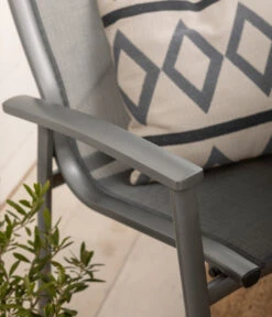 Dehner Stapelstuhl Hochlehner Chicago 15 Dehner Stapelstuhl Hochlehner Chicago -Gartenmöbelgeschäft 4210274 WE DE 001 DehnerStapelstuhlChicago